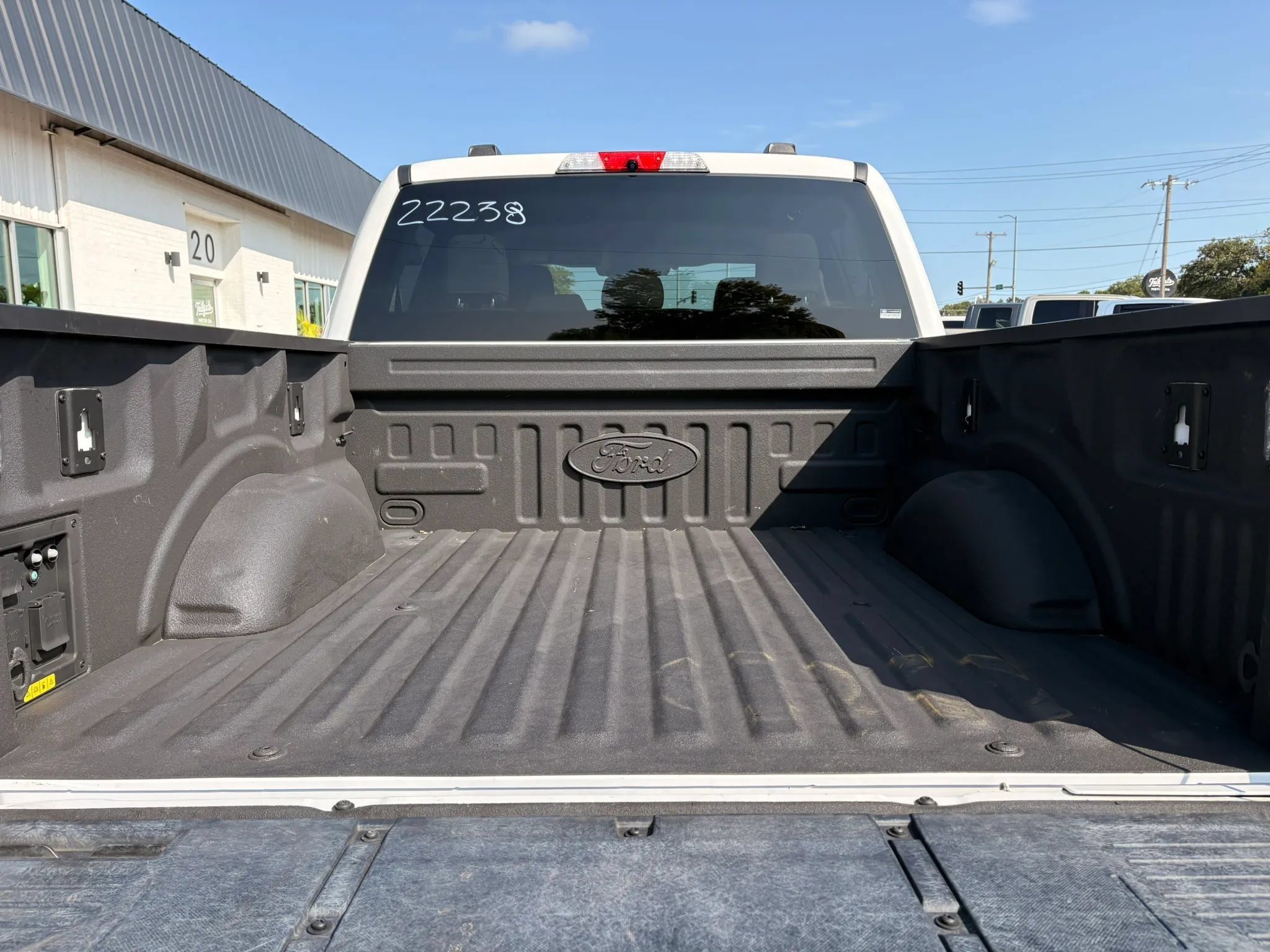 Used 2022 Ford F150 Lightning XLT w/ Equipment Group 312A High AWD/4WD image 8