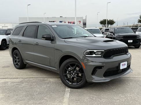 New 2026 Dodge Durango GT image 2