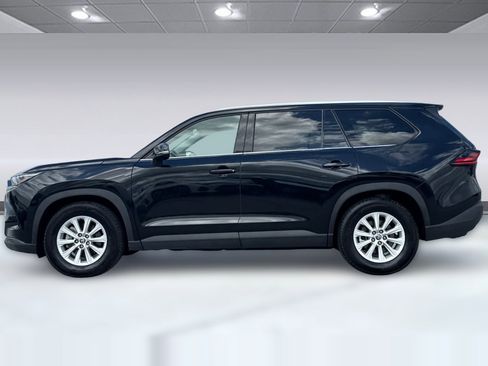Used 2025 Toyota Grand Highlander FWD image 7