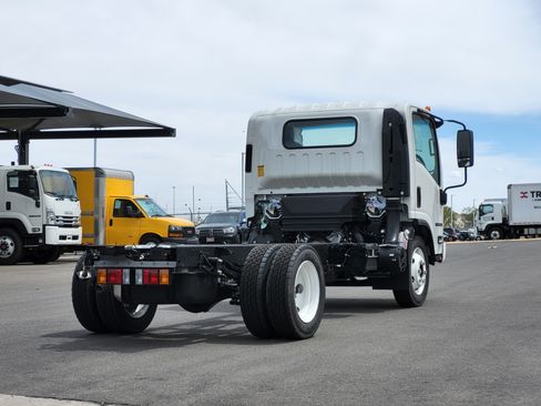 New 2026 Isuzu NPR RWD image 7