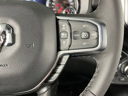 New 2026 RAM 1500 4x4 Crew Cab image 16