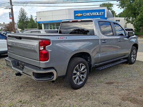 Used 2025 Chevrolet Silverado 1500 LT AWD/4WD image 8