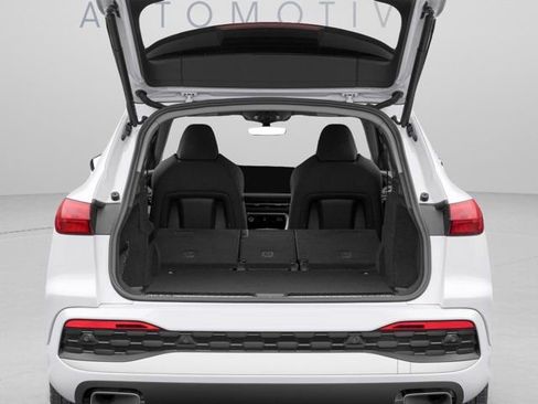 Used 2025 Audi Q5 Premium w/ Premium Plus AWD/4WD image 27