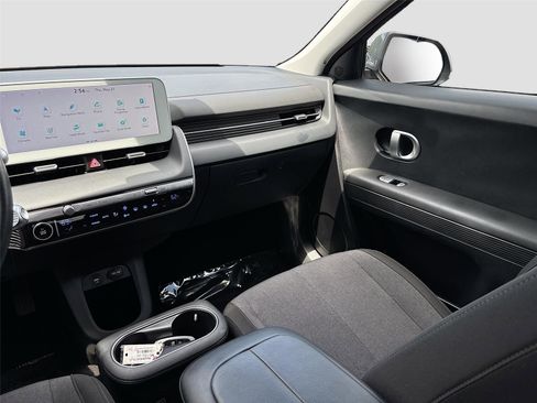 Used 2024 Hyundai Ioniq 5 SEL RWD image 23