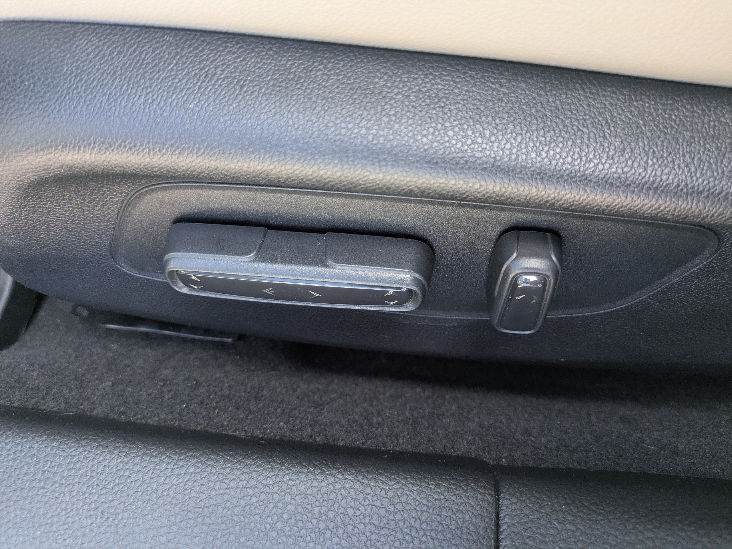 Used 2023 Honda Civic Touring image 18