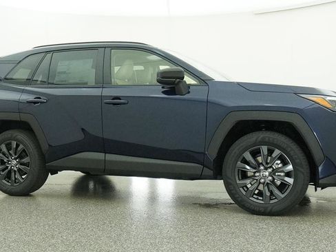 Used 2026 Toyota RAV4 XLE Premium FWD image 31
