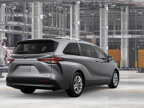 New 2026 Toyota Sienna Limited image 9