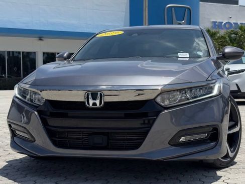 Used 2019 Honda Accord Sport image 2