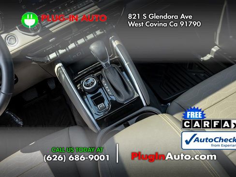 Used 2023 Chevrolet Colorado ZR2 w/ ZR2 Convenience Package III AWD/4WD image 19