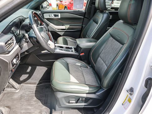 Used 2023 Ford Explorer Timberline w/ Timberline Technology Package AWD/4WD image 12