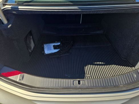 Used 2014 Cadillac XTS Luxury w/ Driver Awareness Package image 32