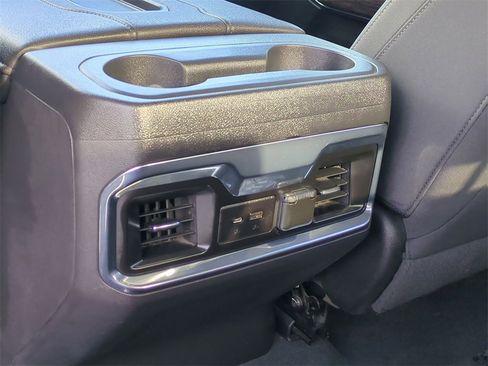 Certified 2022 GMC Sierra 1500 Elevation image 23