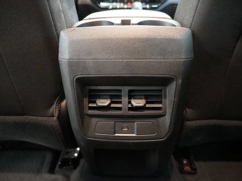 Used 2023 Chevrolet Colorado LT w/ LT Convenience Package II AWD/4WD image 31