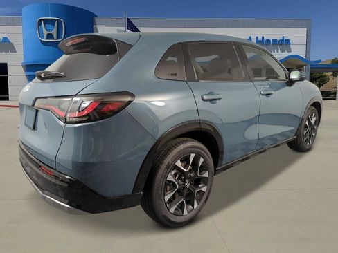 New 2026 Honda HR-V EX-L image 4