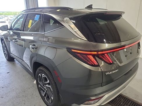 Used 2026 Hyundai Tucson Limited AWD/4WD image 3