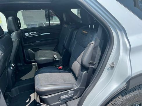 New 2026 Ford Explorer Tremor w/ Tremor Ultimate Package AWD/4WD image 16