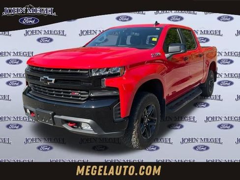 Used 2019 Chevrolet Silverado 1500 LT Trail Boss AWD/4WD image 1