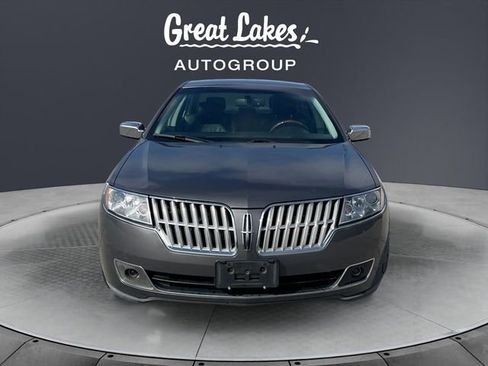 Used 2011 Lincoln MKZ image 8