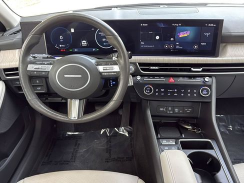 Used 2025 Hyundai Sonata Limited FWD image 20
