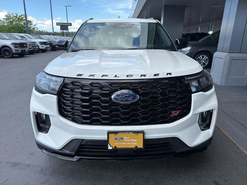 Certified 2025 Ford Explorer ST AWD/4WD image 2