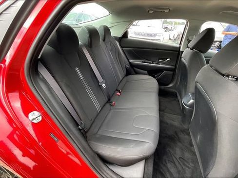 Certified 2021 Hyundai Elantra SEL FWD image 30