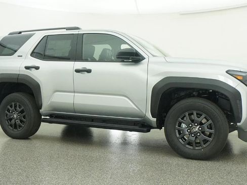 New 2026 Toyota 4Runner SR5 image 31