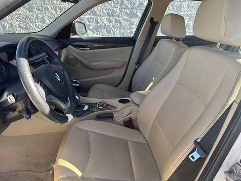 Used 2013 BMW X1 xDrive28i image 12