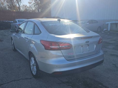 Used 2016 Ford Focus SE image 6