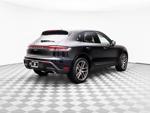 Certified 2026 Porsche Macan AWD/4WD image 8