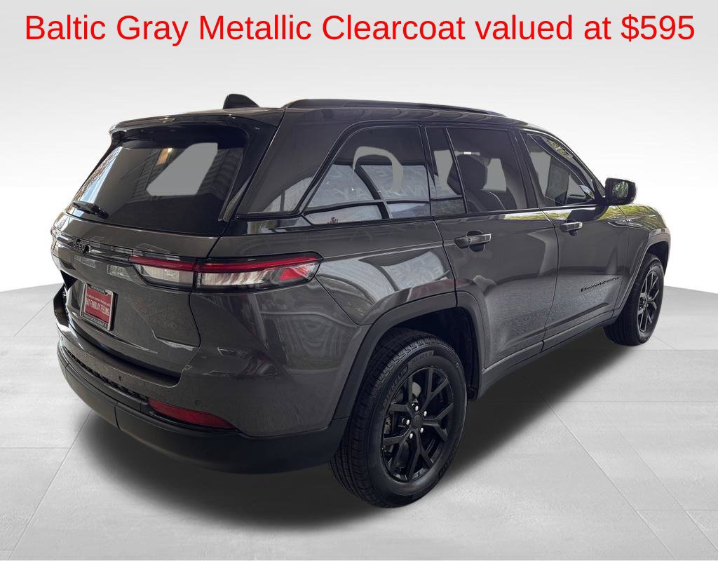 Used 2024 Jeep Grand Cherokee Altitude AWD/4WD image 6