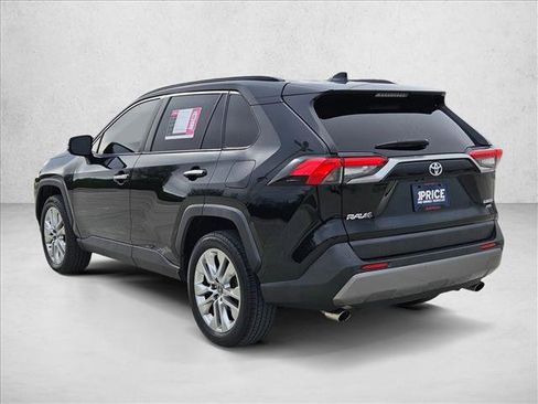 Used 2019 Toyota RAV4 Limited w/ Advanced Technology Package image 8