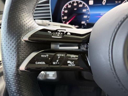 Certified 2025 Mercedes-Benz GLS 450 4MATIC image 21