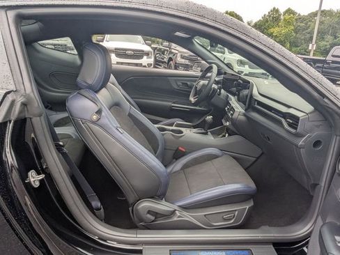 New 2025 Ford Mustang Dark Horse image 24