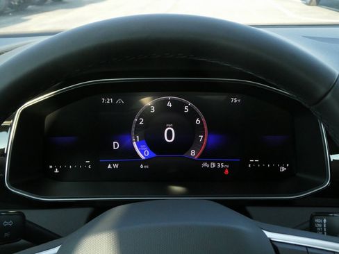 New 2025 Volkswagen Jetta S image 5