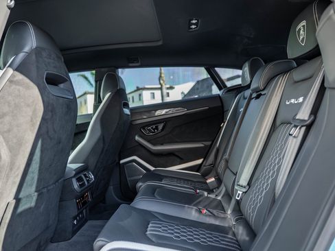 Used 2023 Lamborghini Urus Performante image 29