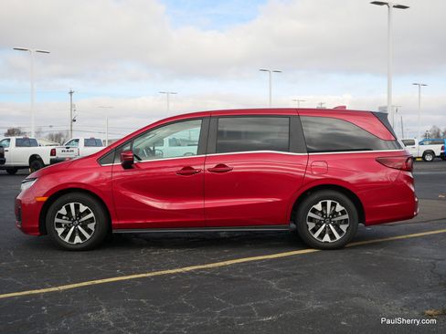 Used 2025 Honda Odyssey EX-L image 10