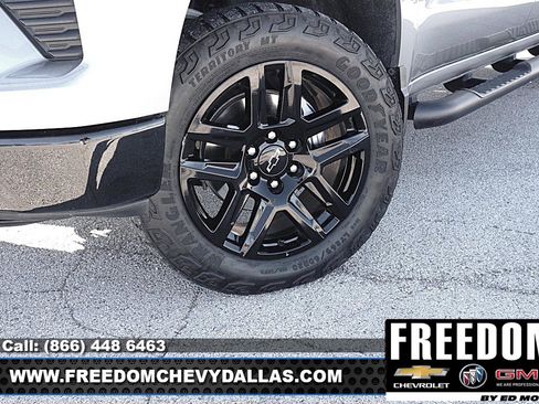 Used 2024 Chevrolet Silverado 1500 LT Trail Boss w/ LPO, Dark Essentials Package image 38