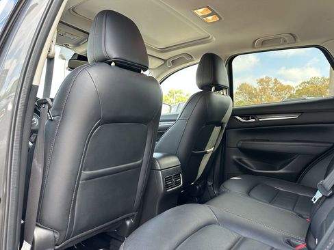 Used 2022 MAZDA CX-5 AWD 2.5 S w/ Premium Package image 17