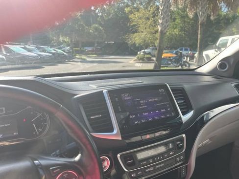 Used 2018 Honda Ridgeline RTL-E image 33