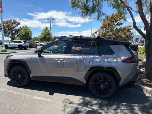 Certified 2026 Toyota RAV4 XSE w/ Panoramic Sun Roof Package AWD/4WD image 9