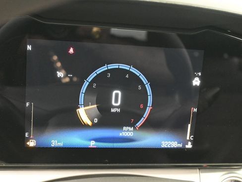 Used 2024 Chevrolet Trax LT FWD image 23