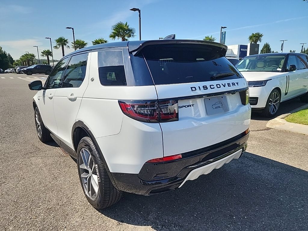 New 2026 Land Rover Discovery Sport Landmark AWD/4WD image 3