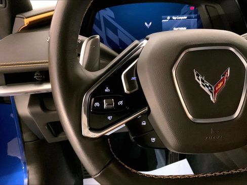 Used 2021 Chevrolet Corvette Stingray Preferred Cpe w/ Engine Appearance Package RWD image 16