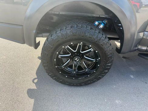 Used 2018 Ford F150 Raptor w/ Equipment Group 802A Luxury image 25