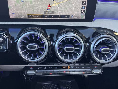 Used 2020 Mercedes-Benz CLA 250 w/ Multimedia Package image 8