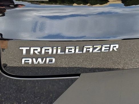 Used 2023 Chevrolet TrailBlazer LT w/ Convenience Package image 31