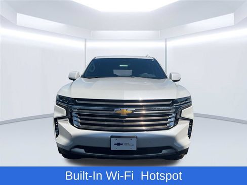 Used 2024 Chevrolet Suburban High Country AWD/4WD image 10