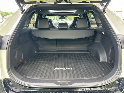 Certified 2022 Toyota RAV4 XSE AWD/4WD image 39
