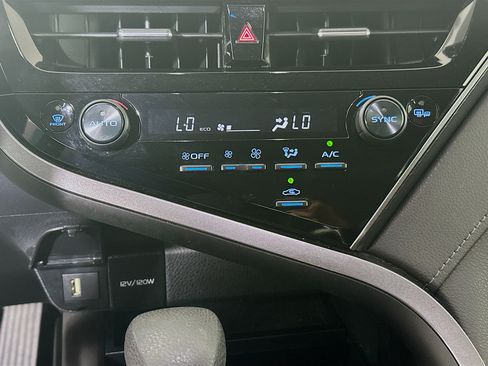 Used 2023 Toyota Camry LE w/ Convenience Package FWD image 23