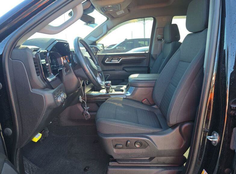 Used 2023 GMC Sierra 1500 Elevation AWD/4WD image 10